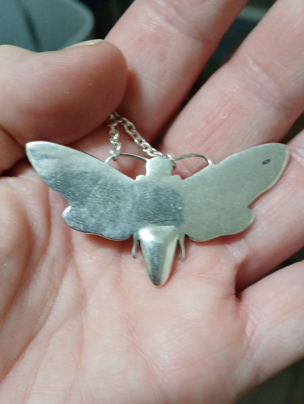 New Labradorite Luna Moth 925 Silver Necklace. - Picture 4 of 5